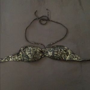 Strapless bikini top